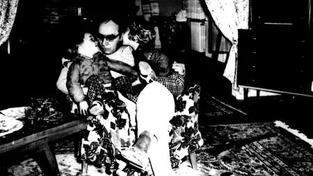 Fiul către tată: Te iubesc mult de tot, de aici, dintre pământeni!