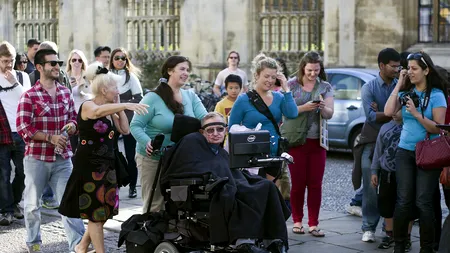 COVID-19. Cum ajută Stephen Hawking omenirea să lupte împotriva coronavirusului