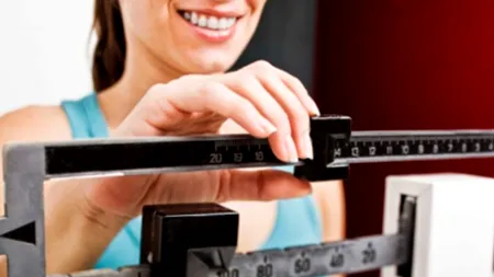 CURĂ DE SLĂBIRE. Lista nutrienților care accelerează procesul de scădere în greutate