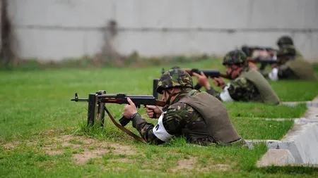 Un jandarm și-a împușcat un coleg la un exercițiu de tragere în poligon

