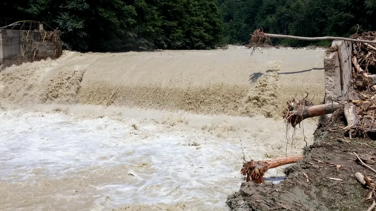 Cod galben de inundații, în Brașov, Sibiu, Alba și Hunedoara