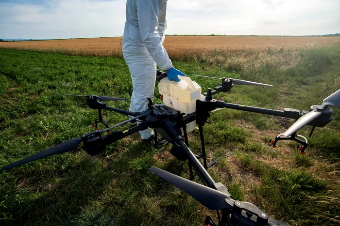 Dronele pentru agricultură, în vizorul Comisiei Europene. Reforma care ar putea schimba modul în care aparatele sunt utilizate