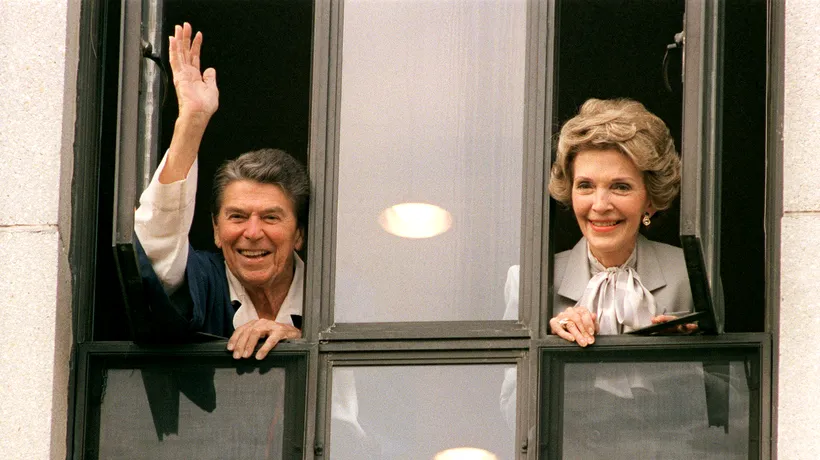 A murit Nancy Reagan