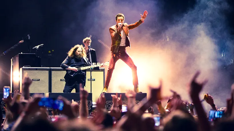 Trupa americană de rock alternativ The Killers a transmis scuze pentru invitarea pe scenă a unui fan rus în timpul unui concert susţinut în Georgia