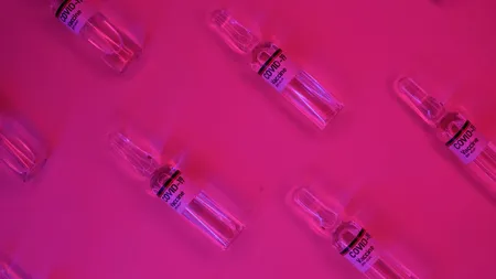 Veste cumplită despre noua tulpină COVID! „Am subestimat virusul! A găsit o cale să...”