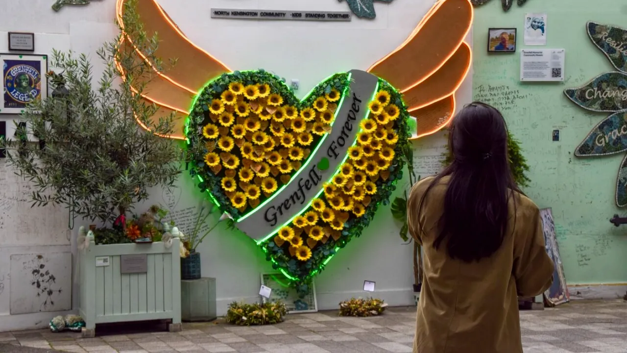 Anchetatorii britanici susțin că INCENDIUL de la Grenfell putea fi prevenit. După șapte ani de la TRAGEDIE nimeni nu își asumă responsabilitatea