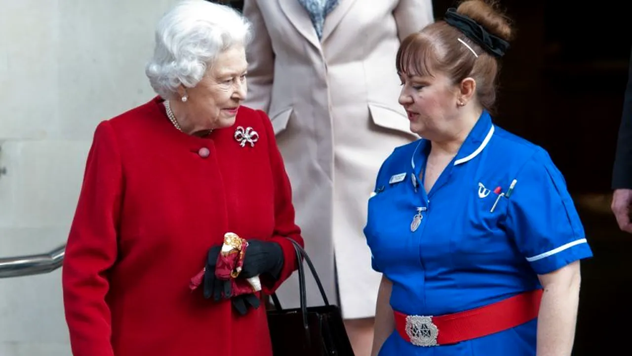 Regina Elizabeth a II-a a fost externată
