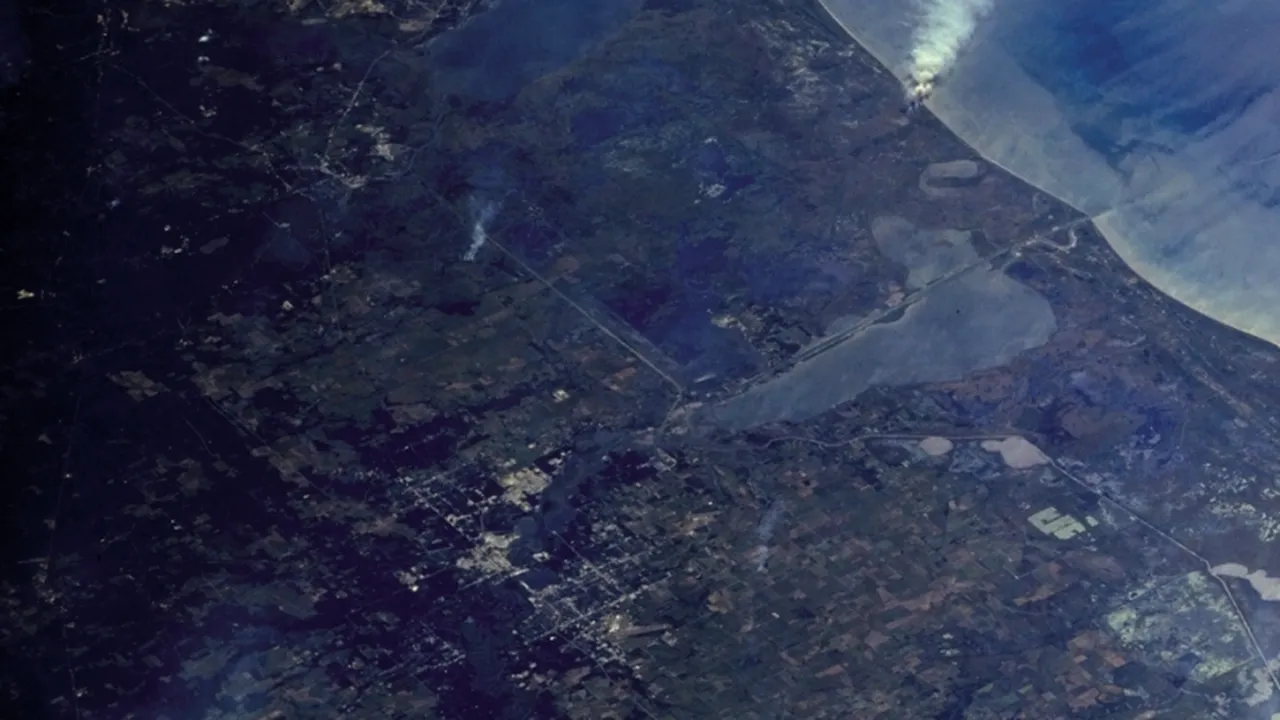 Satelitul GOCE, rămas fără carburant, se va prăbuși pe Terra duminică sau luni