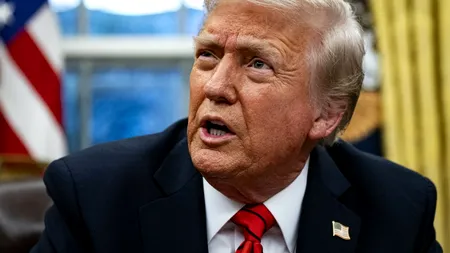 Donald Trump a SEMNAT decretele care majorează taxele vamale pentru importurile de oțel și aluminiu la 25%, 
