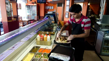 Grecia introduce săptămâna de lucru de ȘASE ZILE din cauza scăderii populației și a lipsei de lucrători calificați