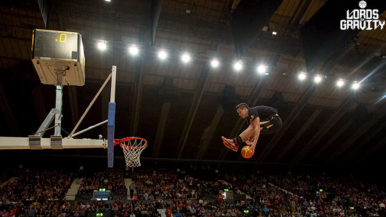 Sar cât casa... Poporului. Lords of Gravity la 3x3 EuroTour Wizz Air Sport Arena Streetball