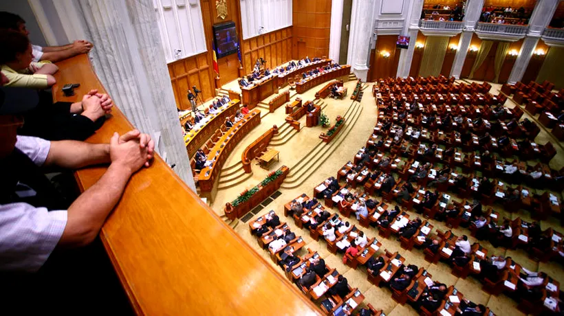 Deputații au adoptat pe articole inițiativa cetățenească de revizuire a Constituției. Șansa de reîmprospătare a poporului român stă în familia care procreează