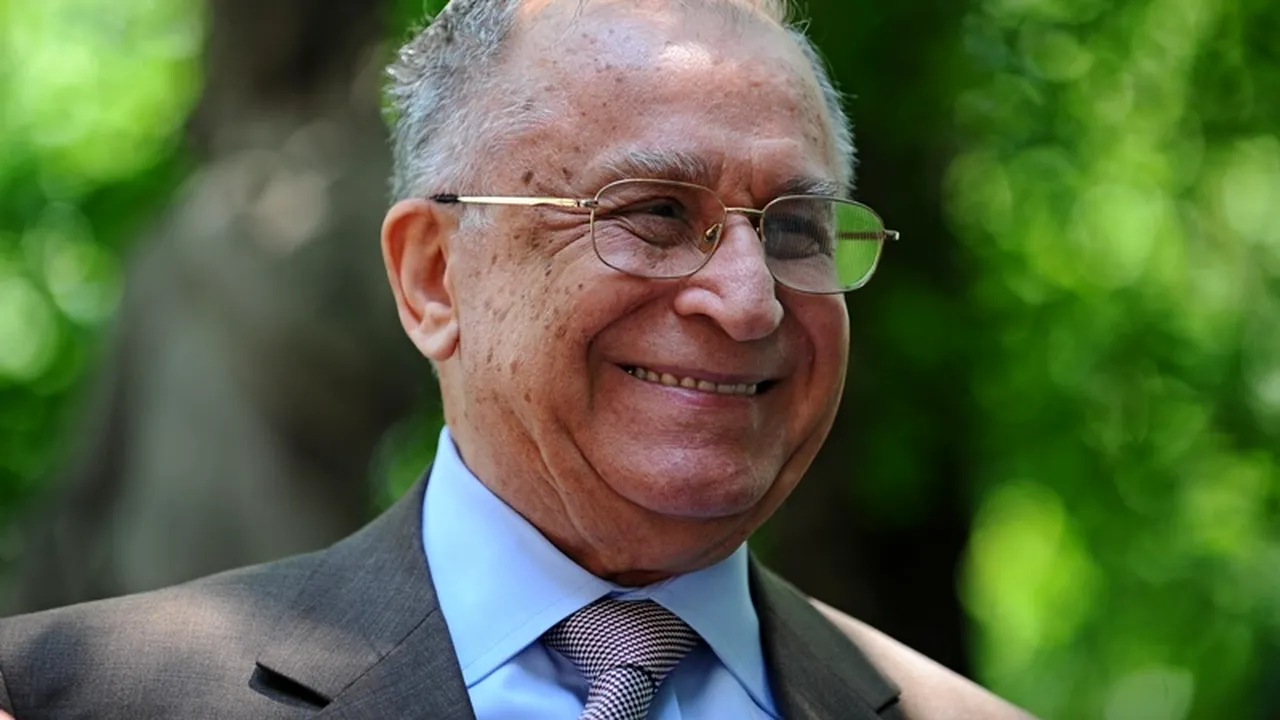 Ce spune Ion Iliescu despre varianta referendumului organizat în două zile