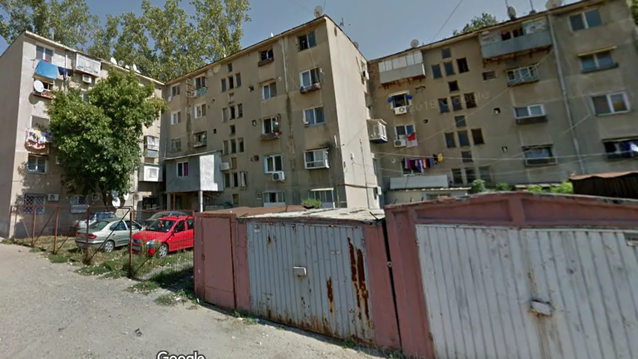 Un bărbat de 53 de ani din Ferentari și-a înjunghiat nevasta, apoi s-a tăiat singur pe corp!