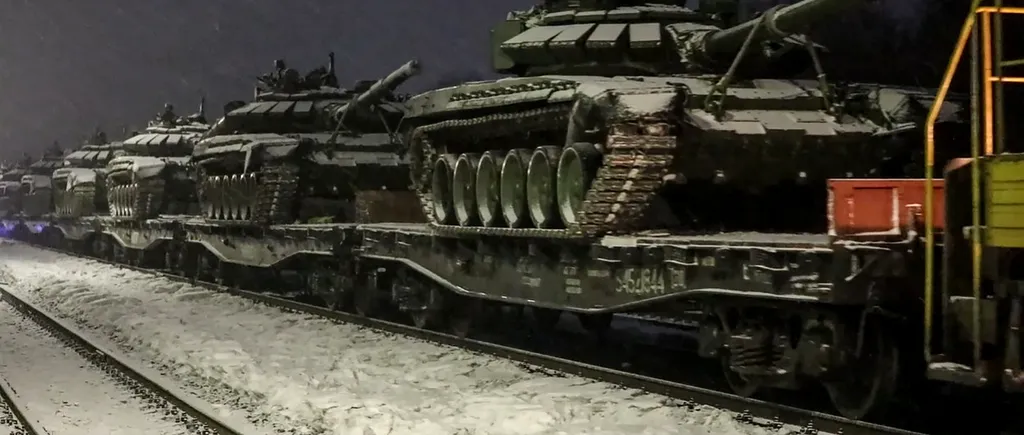 VIDEO | Comandanții ruși ar fi primit ordin să invadeze Ucraina, spun serviciile de informații americane. Noi desfăşurări de trupe şi vehicule blindate la graniță, arată imaginile din satelit