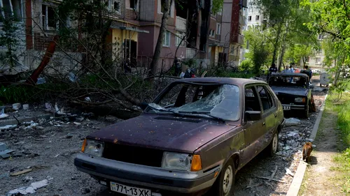 Rușii vor să naționalizeze mașinile ucrainenilor dacă proprietarii nu se prezintă în oraș până la 1 iulie