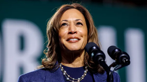 Axios: Kamala Harris își vrea revanșa la alegerile din 2028. Fosta vicepreşedintă americană se pregătește pentru o nouă campanie prezidențială