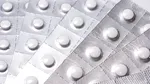 O femeie s-a trezit cu pielea albastră după ce a luat un antibiotic. Despre ce medicament e vorba și care sunt explicațiile medicilor