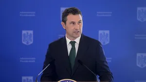 VIDEO | Motivul pentru care ministrul Mediului, Tanczos Barna, lucrează iarna la doar 15 grade Celsius. Nu are legătură cu economia de energie