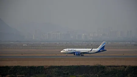 Un avion cu 110 oameni la bord, grav avariat după ce ar fi fost lovit de un fulger