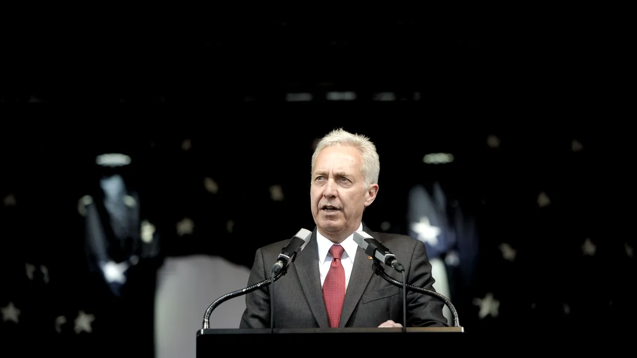 Ambasadorul SUA, Hans Klemm: România ar trebui să relaxeze restricțiile adopțiilor internaționale