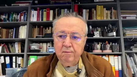 Ion Cristoiu: De ce a ținut Emmanuel Macron să arate că Nicușor Dan e cățelul său?