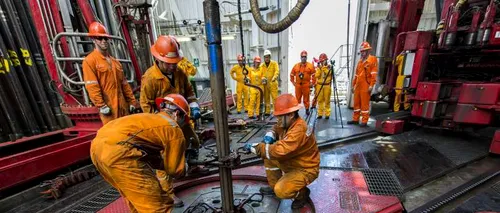 AIE a redus a patra oară în ultimele cinci luni estimarea privind cererea de petrol din 2015