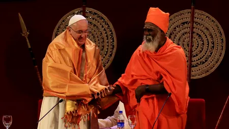 Fotografii inedite cu Papa Francisc