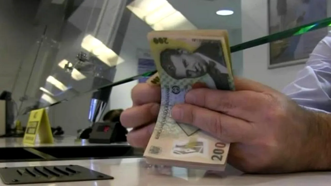 Vești proaste la început de 2023: cresc ratele la bănci! Cât va fi dobânda calculată după noul IRCC