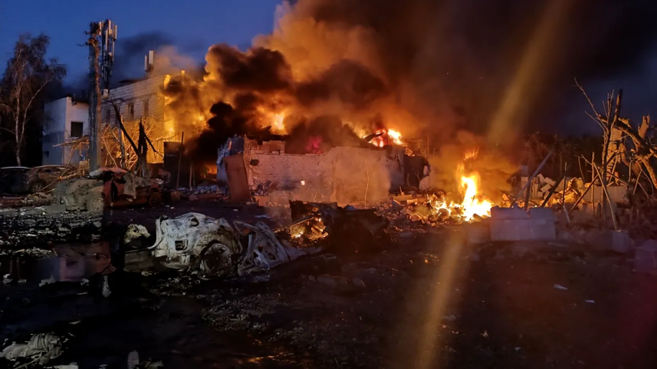 Atac rusesc cu drone la granița României. Explozii majore în Portul Odesa. Tulcenii, avertizați prin RO-ALERT să rămână în adăposturi