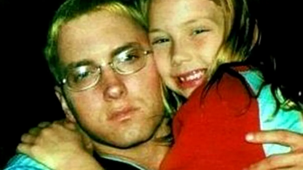 Atunci și acum. Cum arată, la 19 ani, fiica lui Eminem