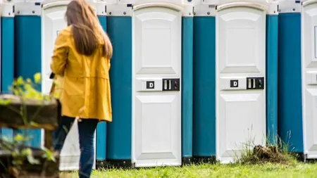 Primăria Capitalei lansează procedura de achiziție pentru TOALETE ecologice și lavoare mobile, destinate evenimentelor publice