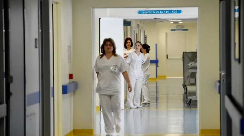 O infirmieră din Turda a fost înjunghiată de un pacient