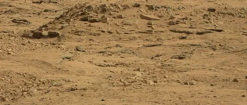 Un internaut spune că a descoperit imaginea unui sicriu într-o fotografie realizată pe Marte. Lista descoperirilor bizare făcute de roverul american Curiosity