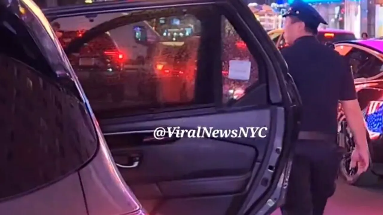 ÎMPUȘCĂTURI în zona turistică Time Square! Haos și panică, după ce un tânăr a tras în oameni / Mobilizare a poliției la fața locului