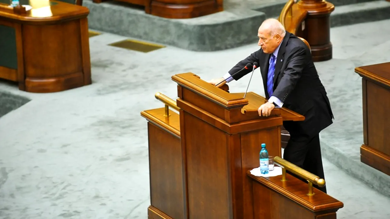 Legea prin care Voiculescu voia să-i tragă la răspundere pe miniștrii care dezinformează românii a fost respinsă