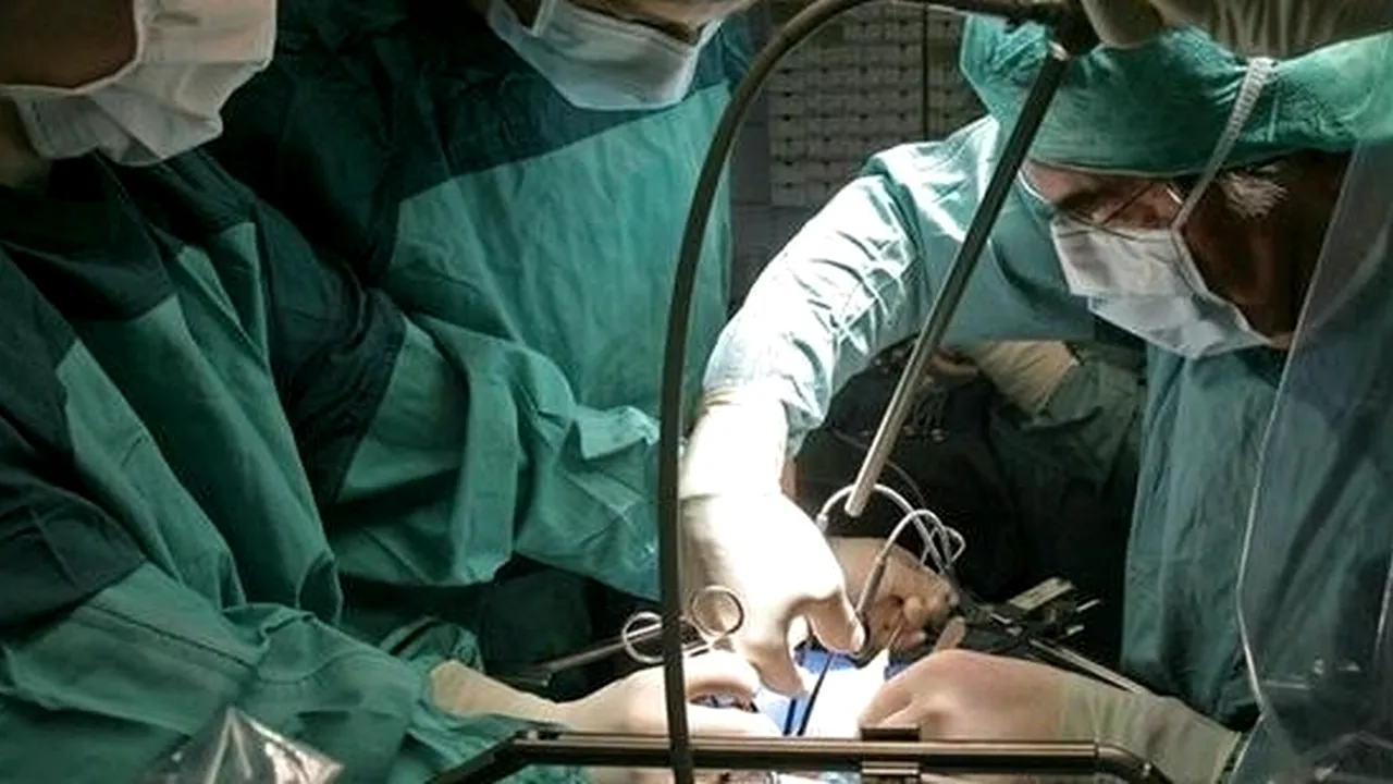 Premieră medicală la Iași: Un bebeluș născut fără buze, nas și cerul gurii a fost operat. Care este starea micuțului