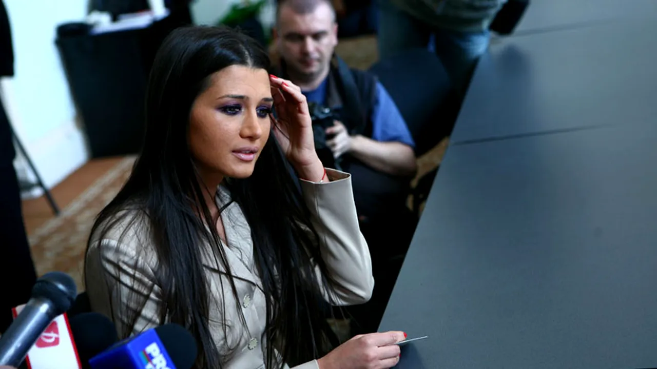 Elena Băsescu a anunțat pe Twitter cine va cânta la nunta ei