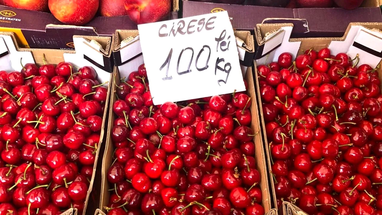 Într-o localitate din România, la o oră de București, CIREȘELE sunt de trei ori mai ieftine