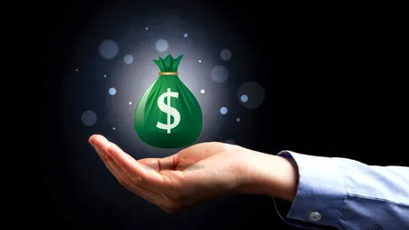 (P) Norocul în plan financiar: influența astrelor și importanța abordării pragmatice