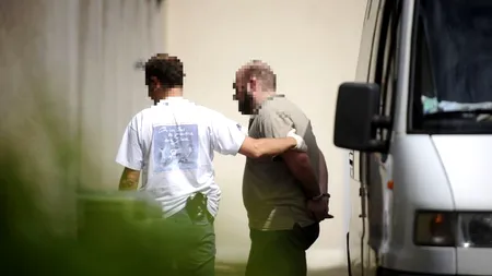 Un ROMÂN s-a predat poliției din Alicante, afirmând că ȘI-A UCIS SOȚIA