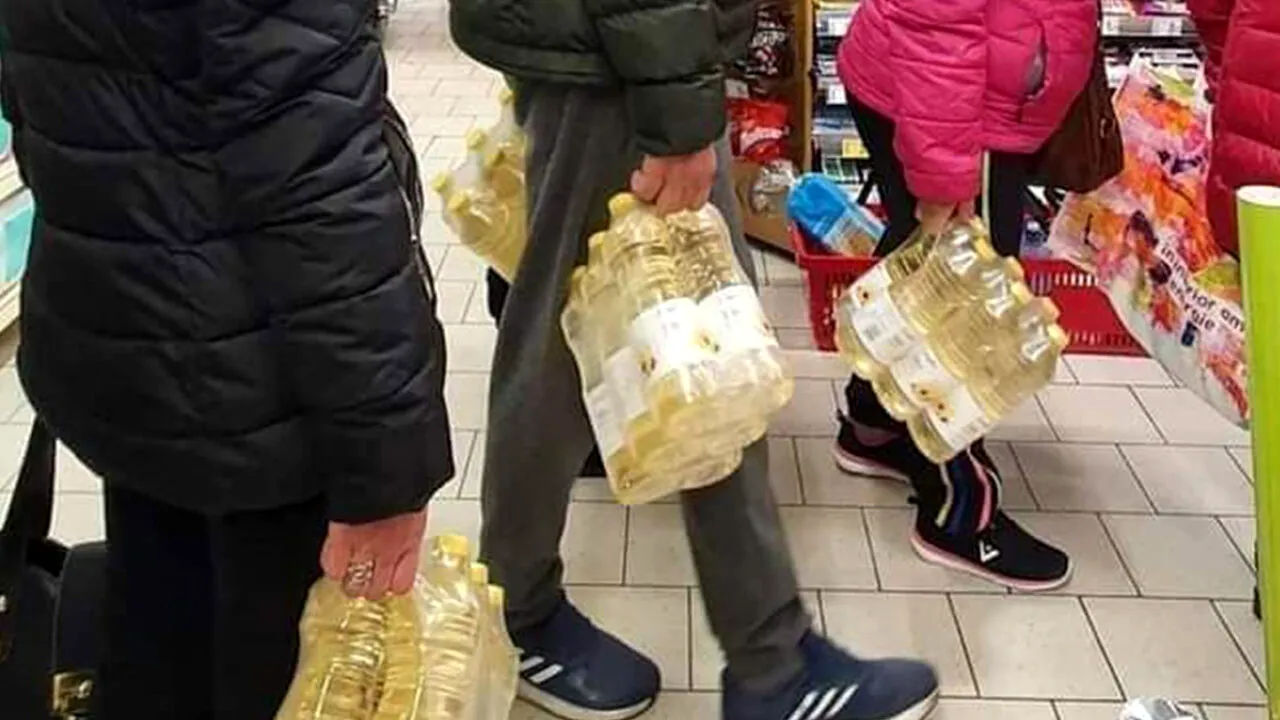 Uleiul alimentar uzat trebuie dus la punctele de colectare, nu aruncat în chiuvetă. Cum AFECTEAZĂ scurgerea și ce trebuie făcut pentru curățarea țevilor