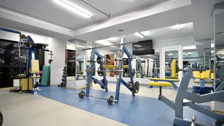 ABERANT. Cine este ministrul „No Duș” din Guvernul Orban. Le-a interzis românilor care fac sport să se spele!