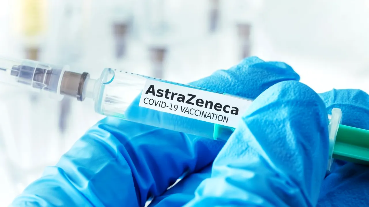 Un rocker englez a suferit un traumatism cerebral sever și a murit din cauza complicațiilor provocate de vaccinul anti-Covid AstraZeneca