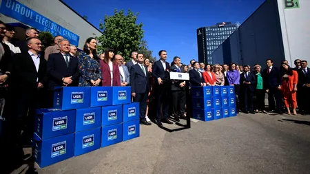 Alianța Dreapta Unită depune 530 de mii de semnături la BEC / Drulă: Depun candidaturile cu încredere / Tomac: Au schimbat regulile în timpul jocului