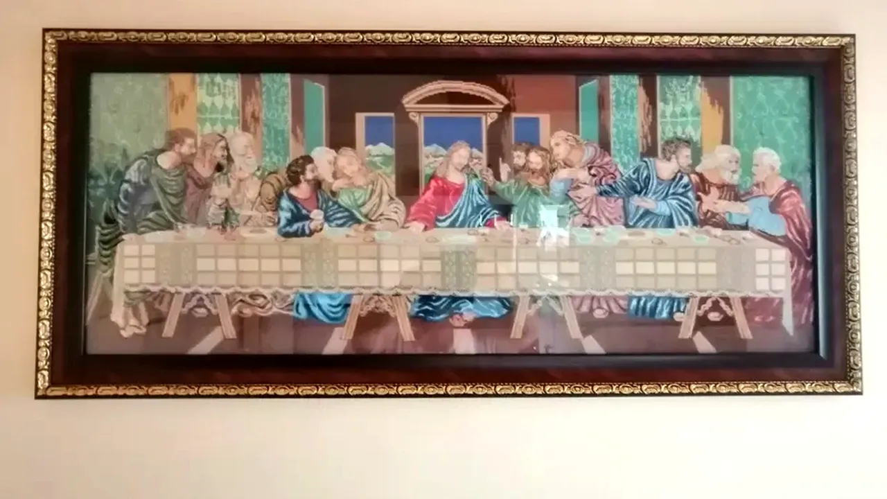 Cum a ajuns un goblen cu „Cina cea de Taină” să se vândă cu 84.000 de lei, pe OLX