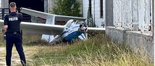 VIDEO. Un planor pilotat de o minoră s-a prăbușit la Craiova. Adolescenta, în stare gravă la spital. Martor: „La un moment dat văzui o flamă mare și apoi a intrat în garajul vecinului”