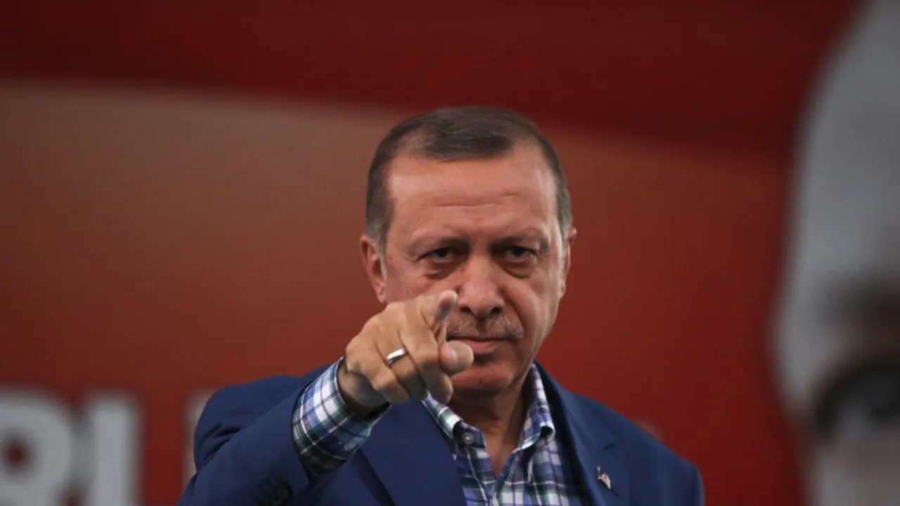 Regimul Erdogan arestează 106 militari pe care îi acuză că de legături cu organizarea loviturii de stat eşuate din 2016