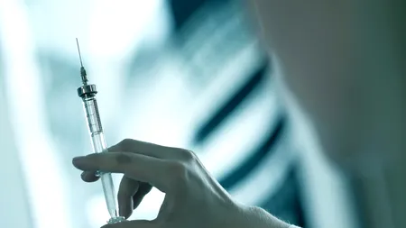 Recompense pentru voluntarii care se vor lăsa injectați cu un vaccin experimental împotriva Ebola