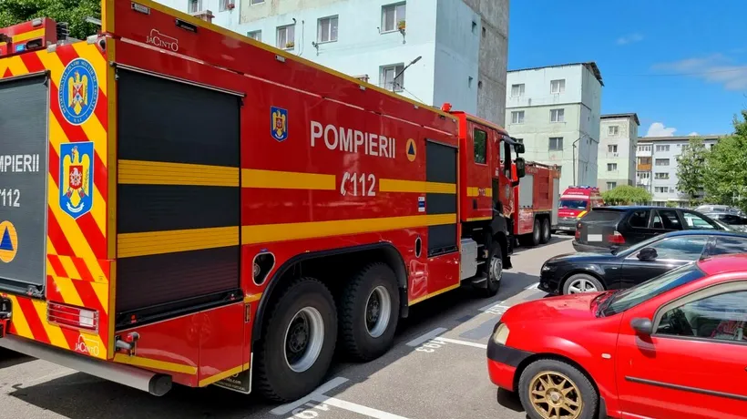 Explozie într-un bloc din Târgoviște. Două victime au primit îngrijiri